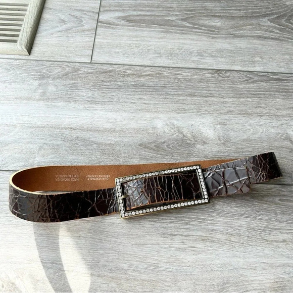 Aldo Rhinestones Distressed Leather  Belt Made in Canada - Picture 1 of 16